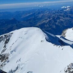 Flugwegposition um 15:50:57: Aufgenommen in der Nähe von 11013 Courmayeur, Aostatal, Italien in 4885 Meter